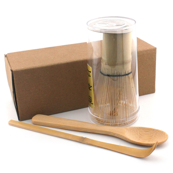 Zestaw Matcha z bambusowymi akcesoriami i miską