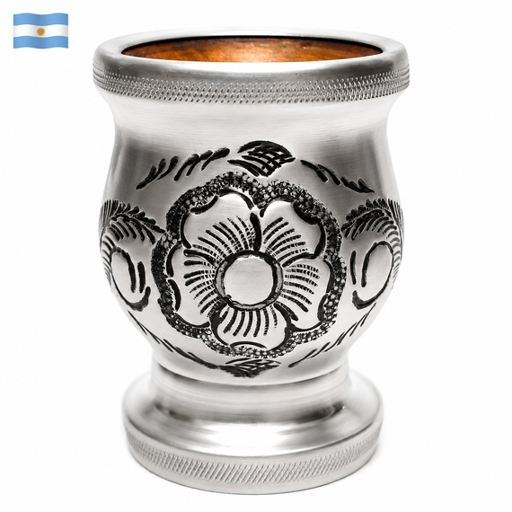 Argentyńskie Matero do parzenia Yerba Mate Algarrobo Aldea zdobione kwiatem