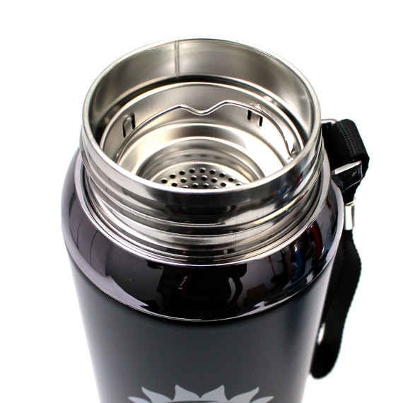 WYPRZEDAŻ-Termos 8.0 czarny - z dużym sitkiem, termometrem i wyświetlaczem LED do yerba mate, kawy, herbaty 800ml - BRAK/USZKODZONE PUDEŁKO