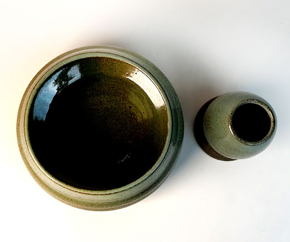 Zestaw Matcha Tea Set "Pieprz i sół" z ceramicznymi akcesoriami handmade w pudełku na prezent