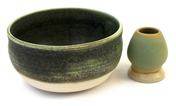 Ceramiczny zestaw do przygotowania herbaty Matcha - Miseczka i Podstawka pod Chasen "Tajemniczy Ogród"