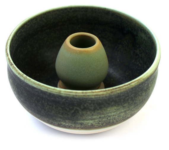 Ceramiczny zestaw do przygotowania herbaty Matcha - Miseczka i Podstawka pod Chasen "Tajemniczy Ogród"