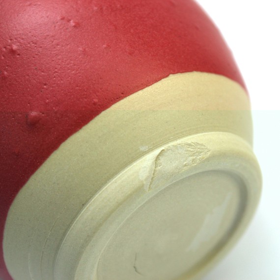Matero ceramiczne toczone na kole "NIEWYPAŁ" ~380 ml - grudki i nieregularności w szkliwie + odpryśnięty fragment stopki
